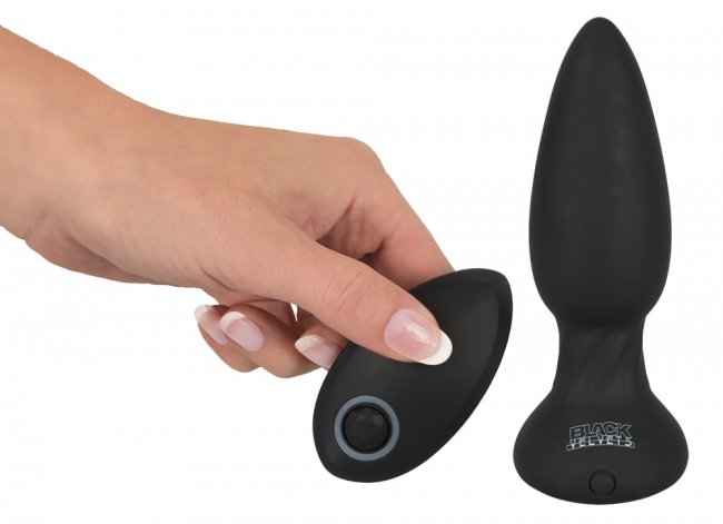Black Velvet Vibrating Plug