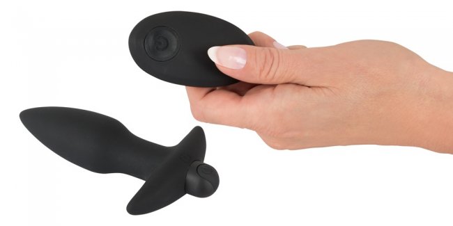 Analplugg tillverkad av högkvalitativ silikon med en avtagbar vibrator utrustad med 10 olika vibrationer. Uppladdningsbar.