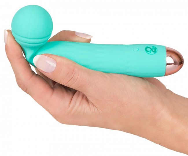 Elegant vibrator tillverkad av supermjuk silikon. 7 olika vibrationer. Uppladdningsbar, vattentät och enkel att använda.