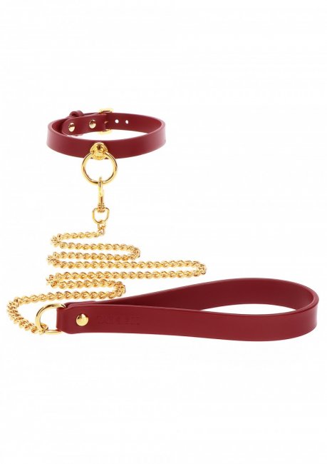 Guldigt nickelfri kedja av metall med en rött halsband tillverkade av högkvalitativ PU-läder. Slitstarkt material.