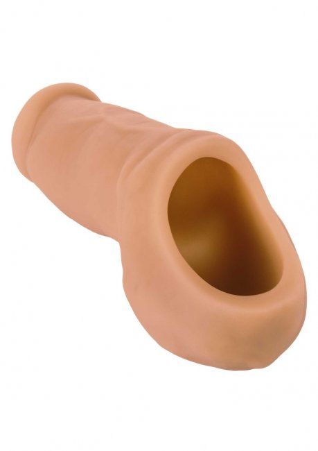 Bekväm packer penis tillverkad av supermjuk silikon. Kompatibel med alla packer gear selar. Stand-to-pee funktionell. Enkel.